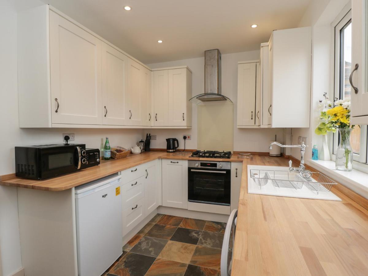 Weavers Cottage Dursley Exterior photo
